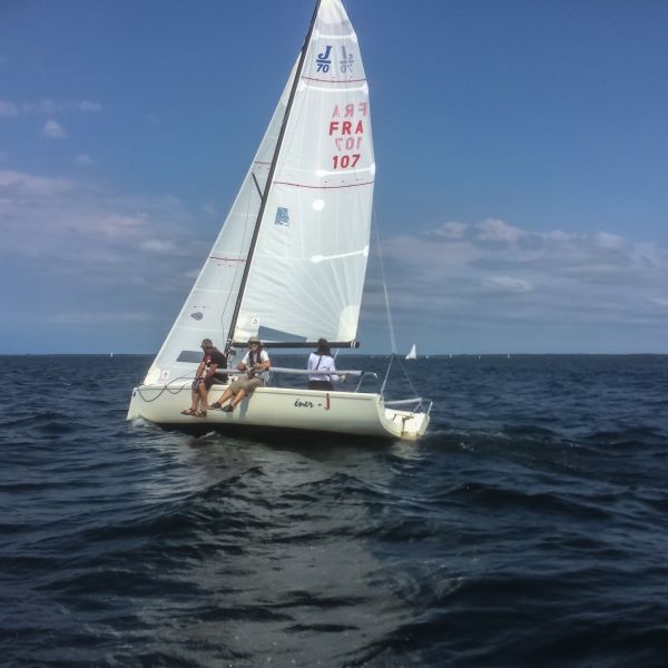 Femme à la barre – photo 14