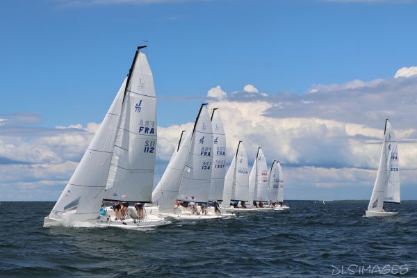 Coupe Ispe J70 – photo 126